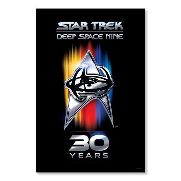 Star Trek: Deep Space Nine Quark's Bar St. Patrick's Day V-Neck  T-Shirt : Clothing, Shoes & Jewelry